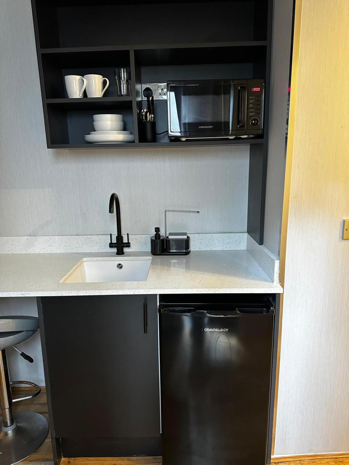 Fb1-Spacious Basement Studio Flat Fits 2- Near Hyde Park Londra Esterno foto